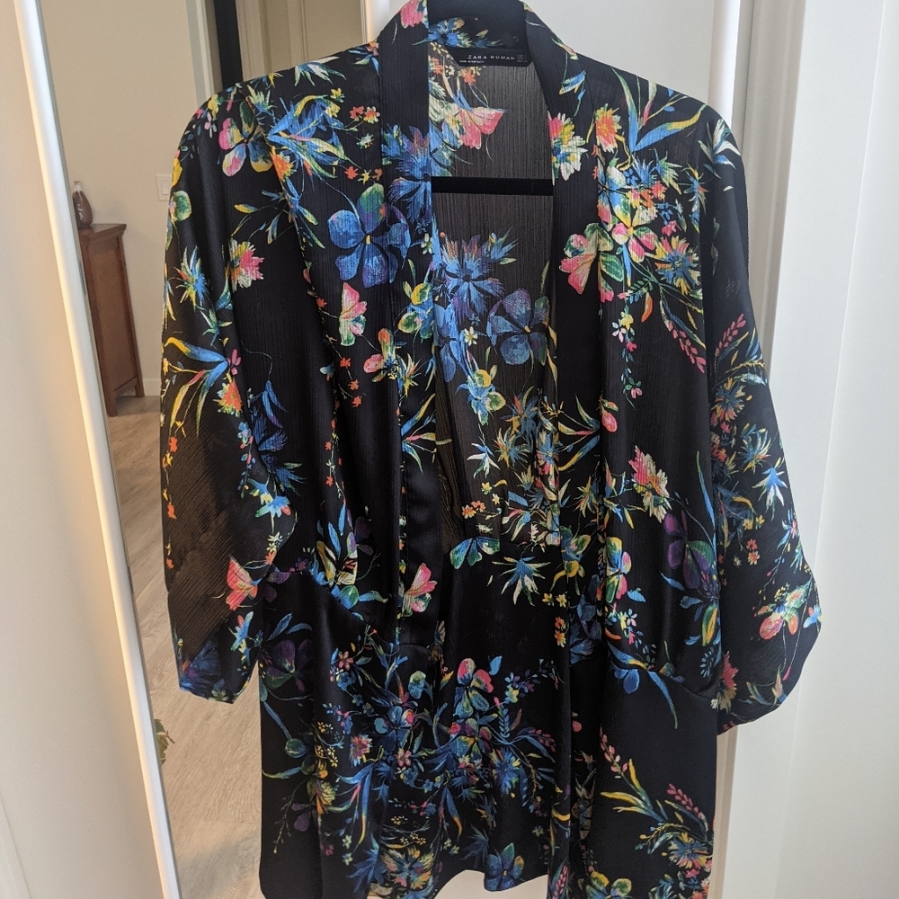 ZARA jacket-type flowy top